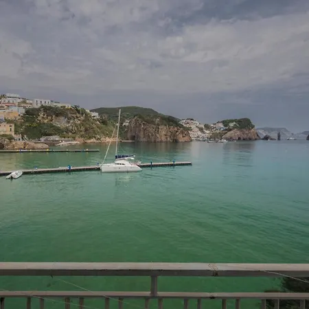 Hotel Gennarino A Mare 3*